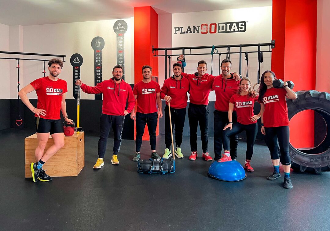 EQUIPO DE ENTRENADORES ONE2ONE