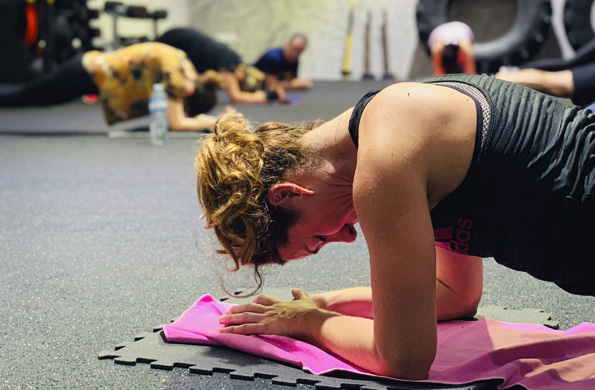 sesion crossfit en grupo